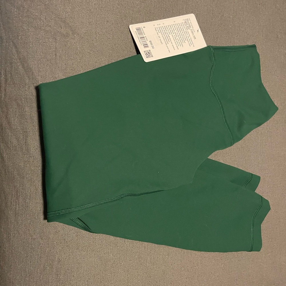 Lululemon wunder train size 8 25”